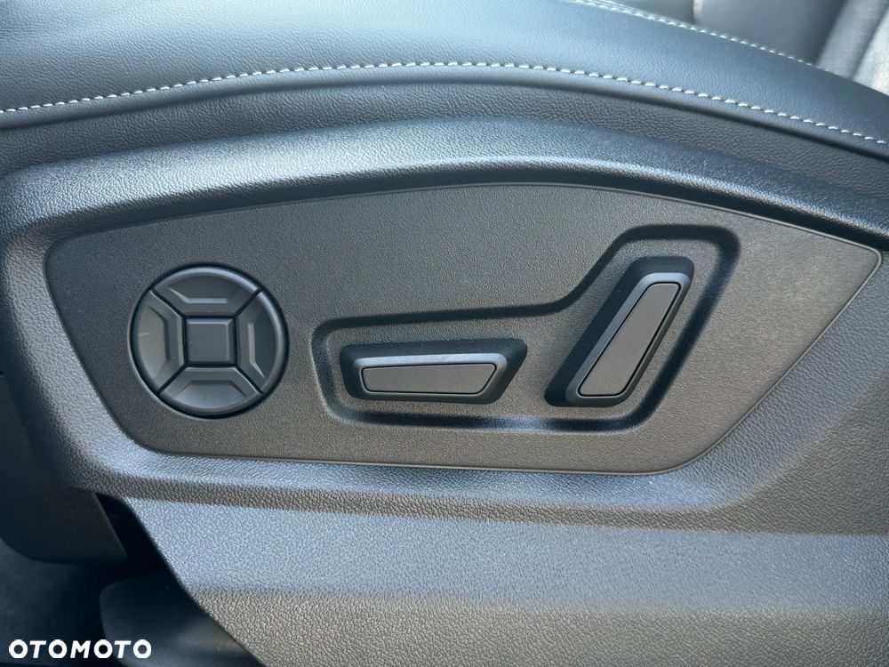 Audi Q7 TFSI e PHEV 290 kW Quattro S Line Tiptr - 31