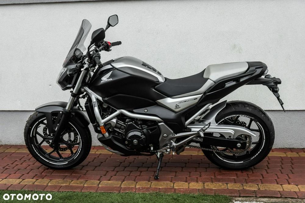 Honda NC - 6