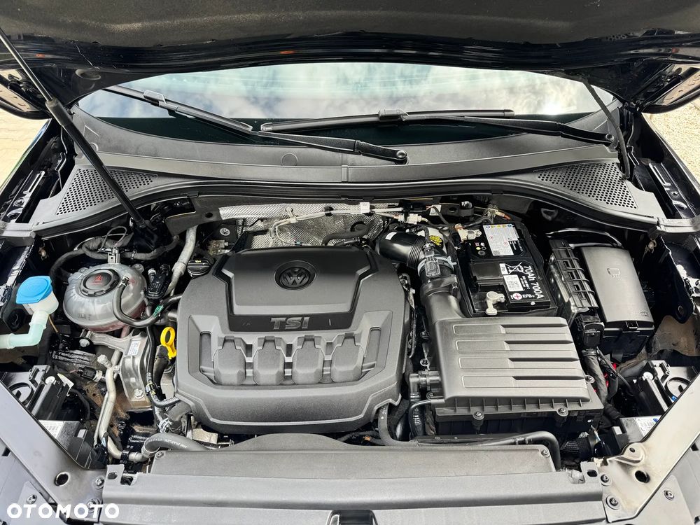 Volkswagen Tiguan Allspace - 15