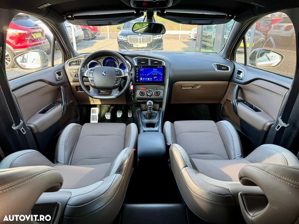 Citroën DS4 HDi 110 SoChic - 15