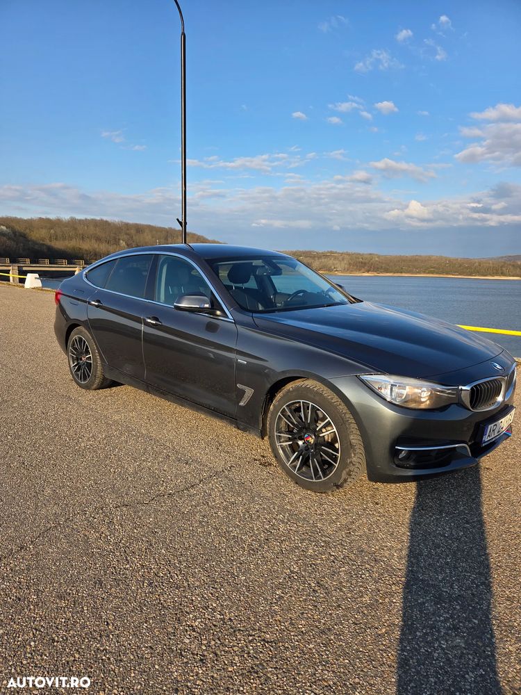 BMW Seria 3 320d xDrive - 2