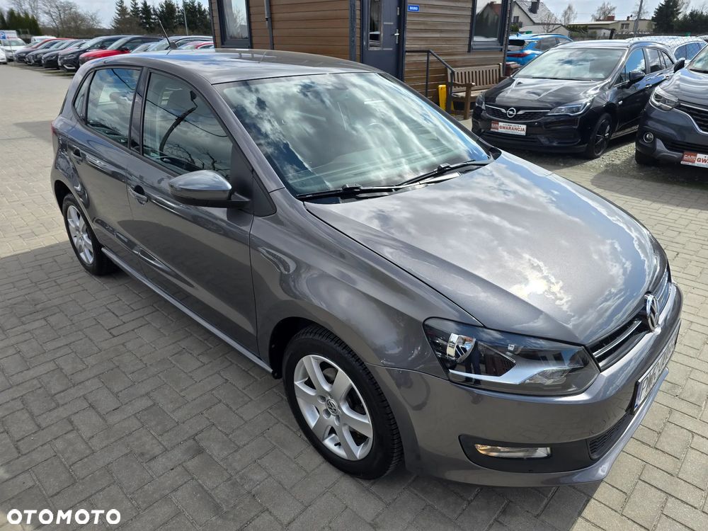 Volkswagen Polo - 2