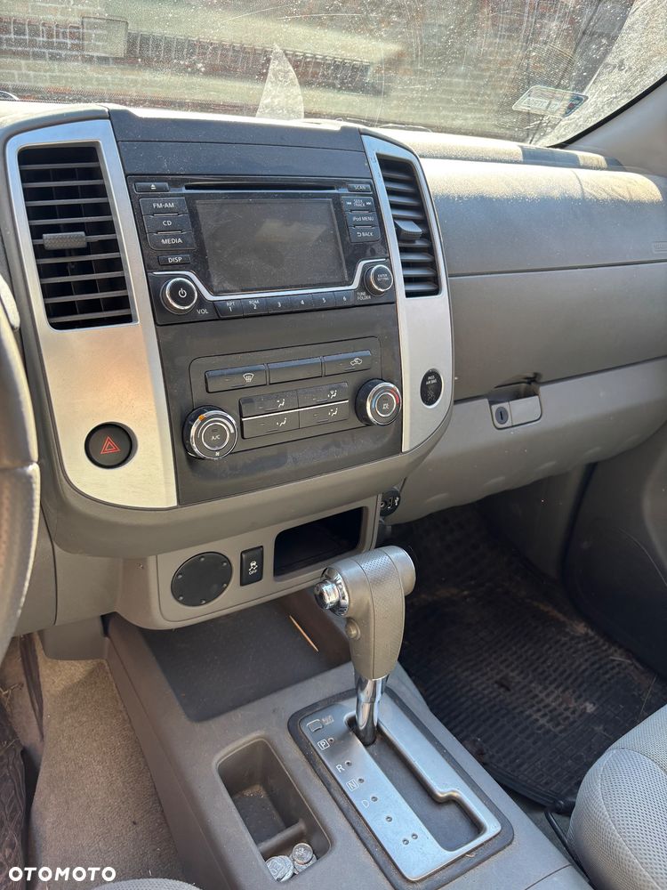 Nissan Frontier - 10