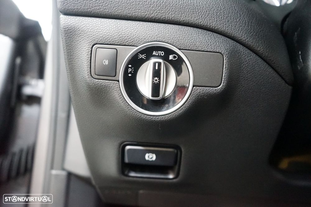 Mercedes-Benz CLA 220 - 14