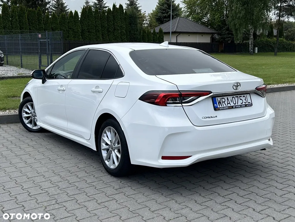 Toyota Corolla - 17