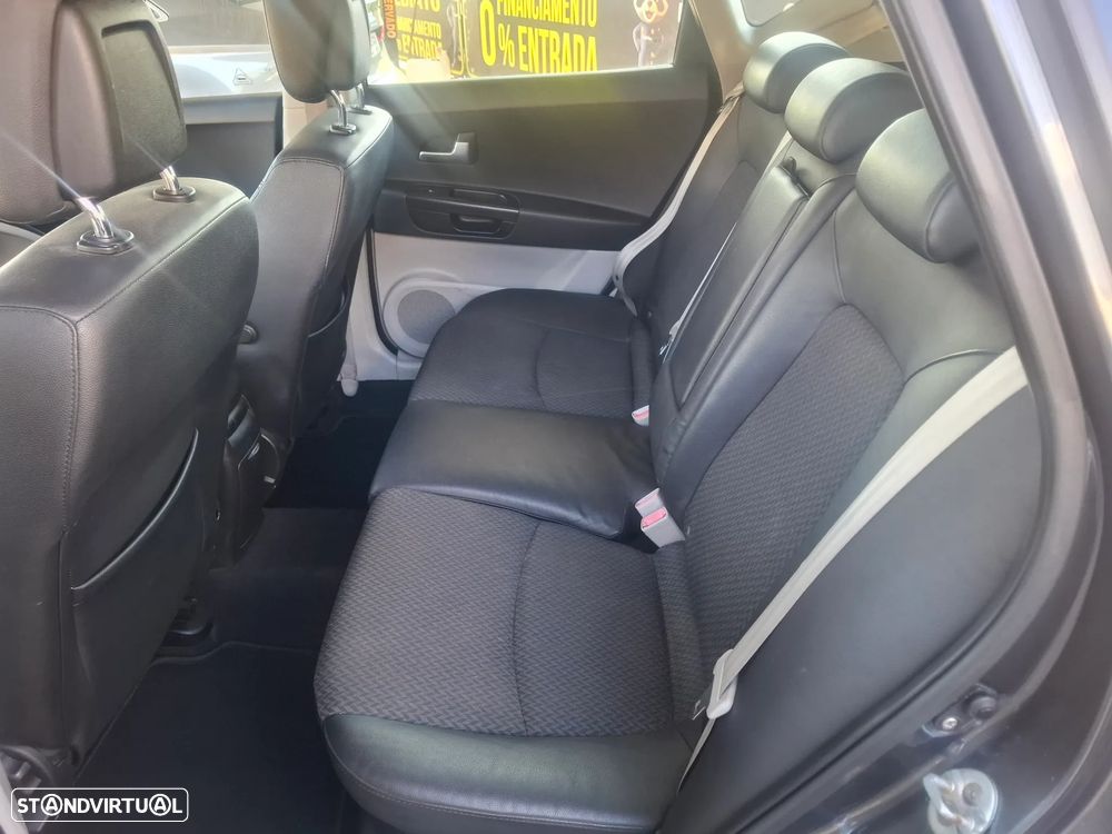 Kia Ceed SW 1.6 CRDi LX - 12