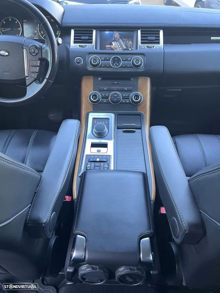 Land Rover Range Rover Sport 3.0 SDV6 HSE Black - 44