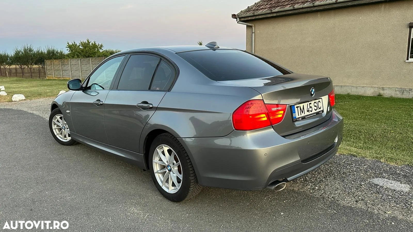 BMW Seria 3 - 12