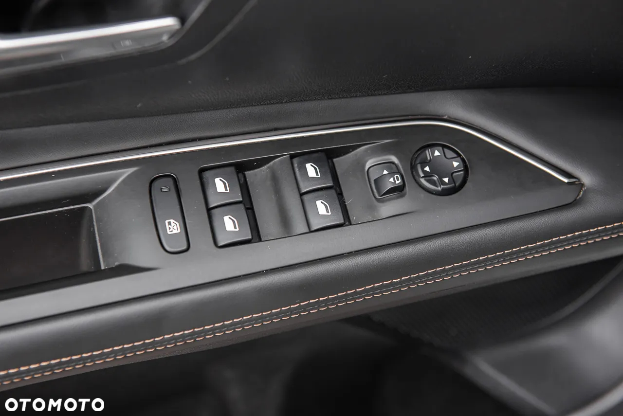 Peugeot 3008 - 16