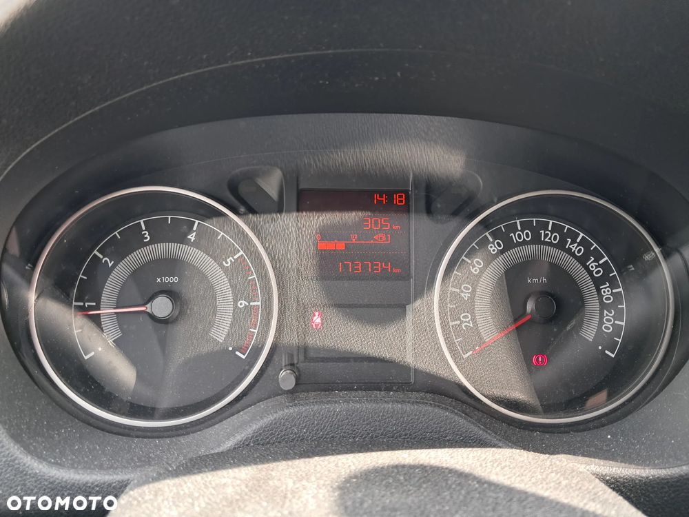 Peugeot 301 1.6 VTi Active - 18