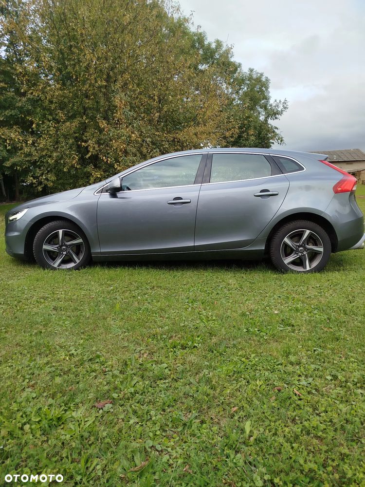 Volvo V40 - 2