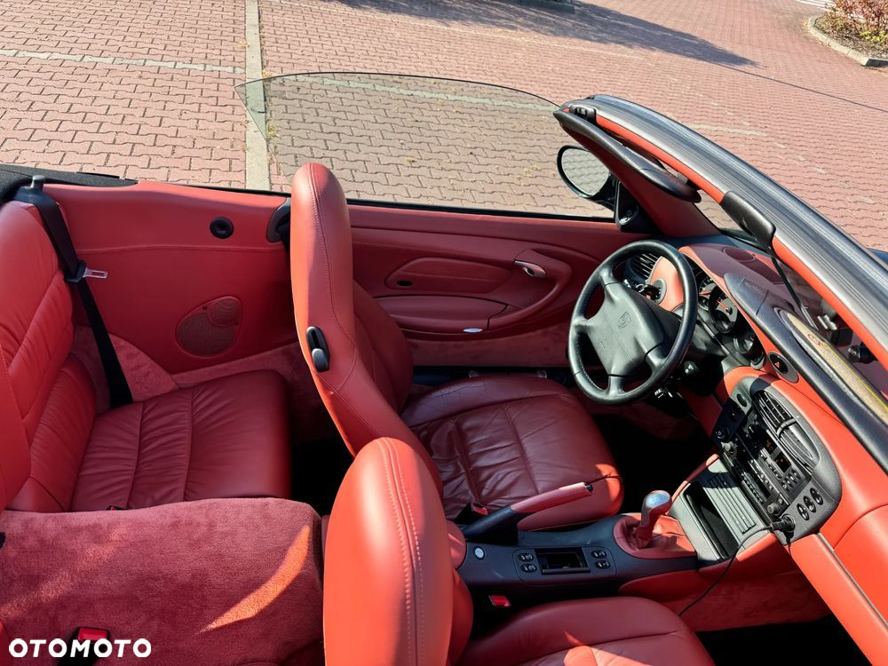 Porsche 911 Carrera Cabrio - 39