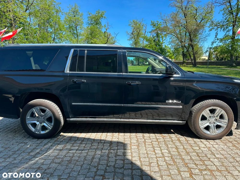 GMC Yukon Denali 6.2 XL - 4