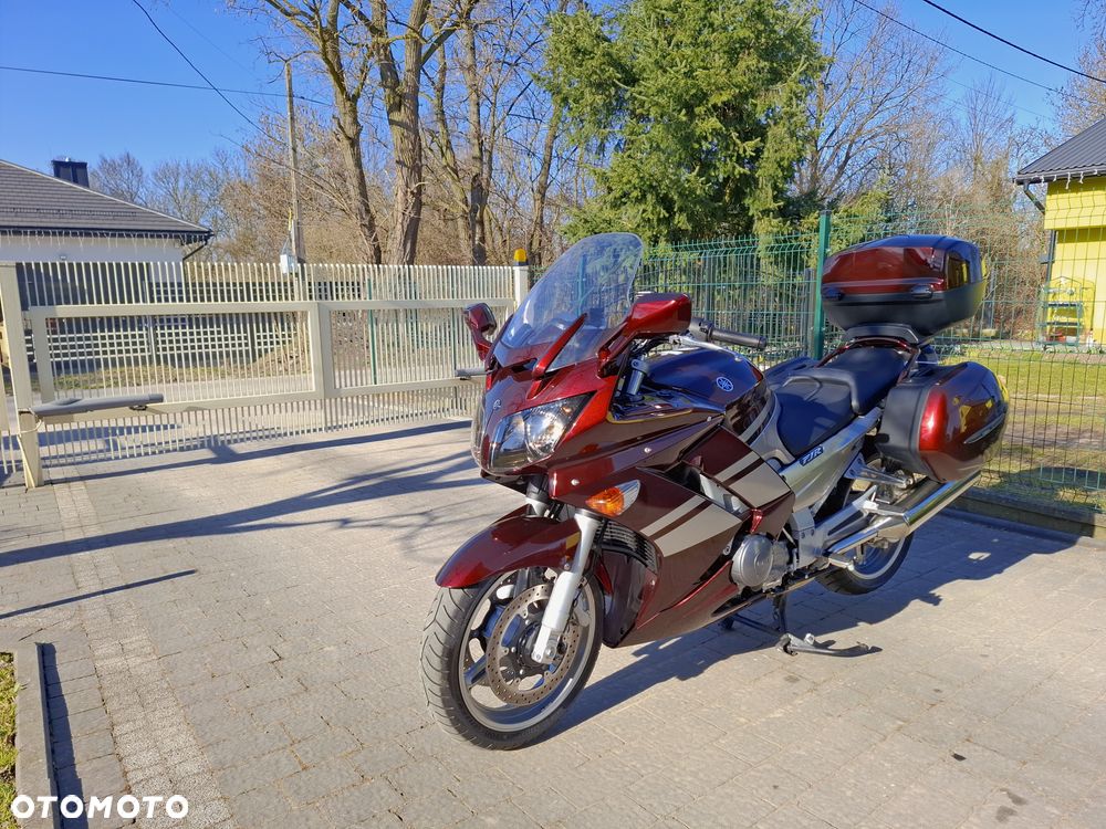 Yamaha FJR - 25