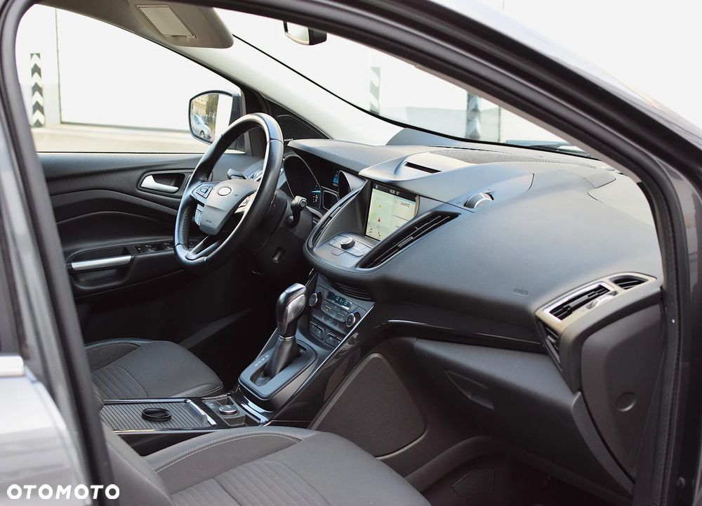 Ford Kuga 1.5 EcoBoost 4x4 Titanium - 23