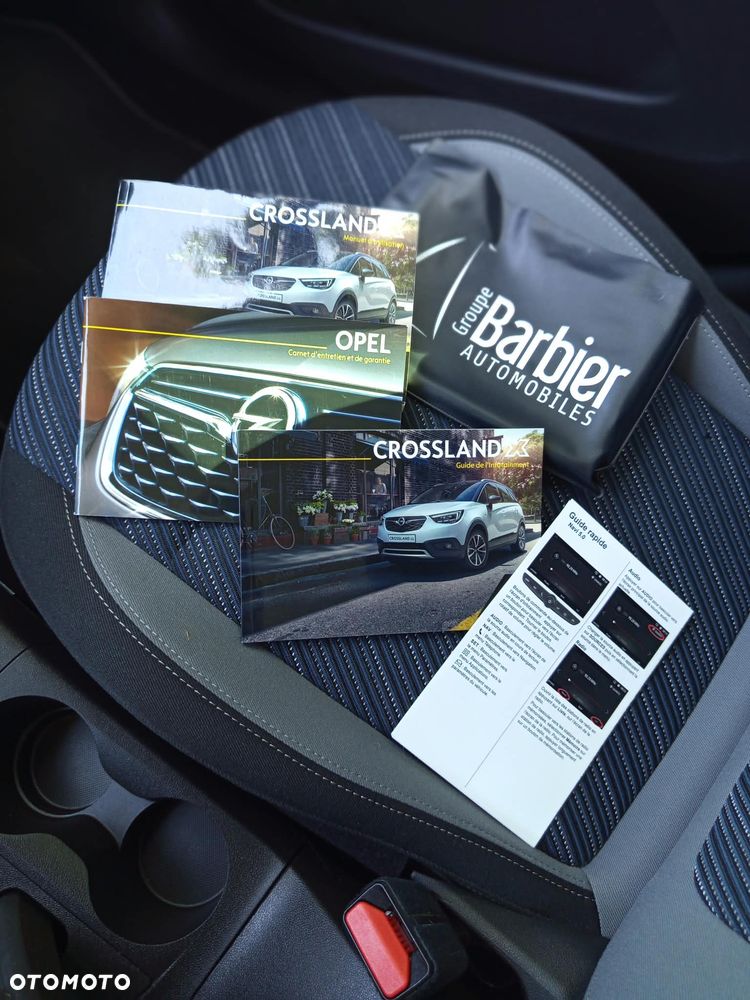 Opel Crossland X - 32