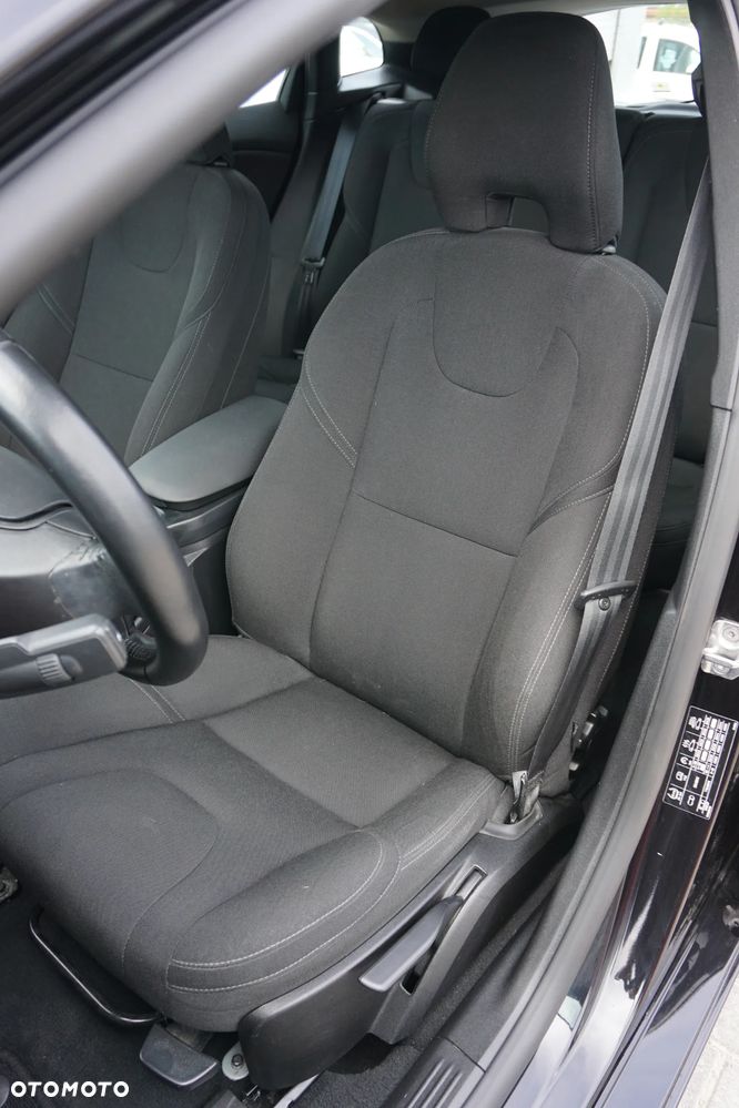 Volvo V40 D3 Drive-E Kinetic - 17