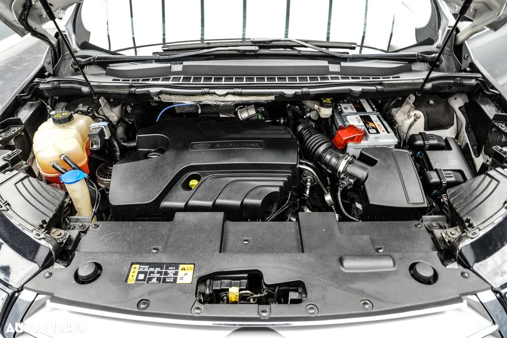 Ford Edge 2.0 TDCi Powershift Titanium - 19