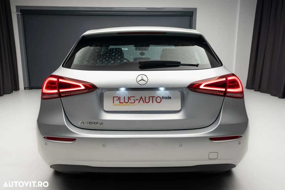 Mercedes-Benz A 180 d Sedan 7G-DCT Style - 6