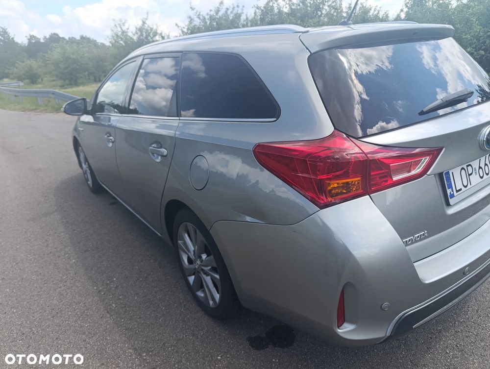 Toyota Auris - 5