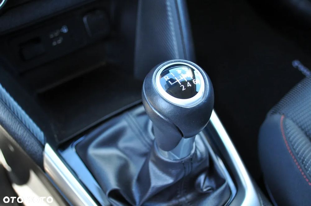 Mazda 2 SKYACTIV-G 90 Sports-Line - 29