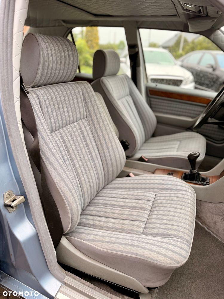 Mercedes-Benz W124 (1984-1993) - 10