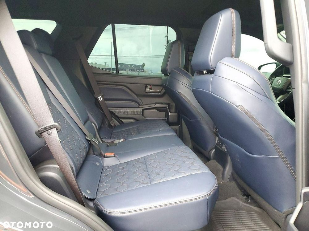 Toyota 4-Runner - 10