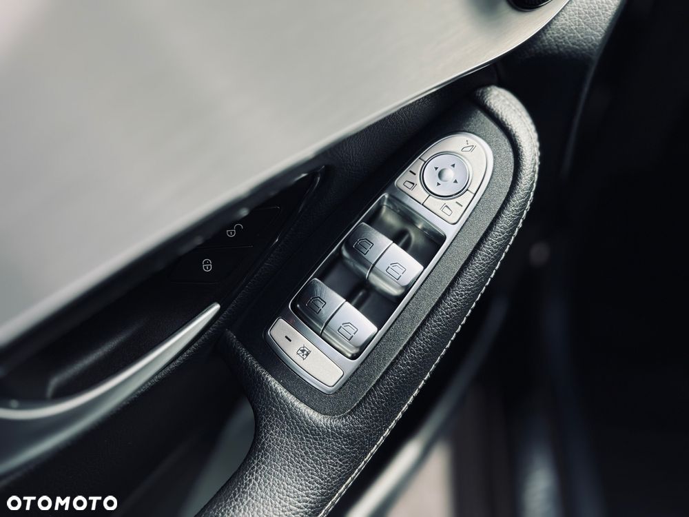 Mercedes-Benz GLC 200 4-Matic - 23