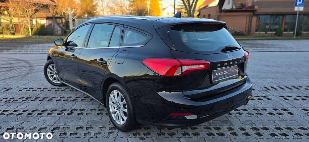 Ford Focus SW - 4