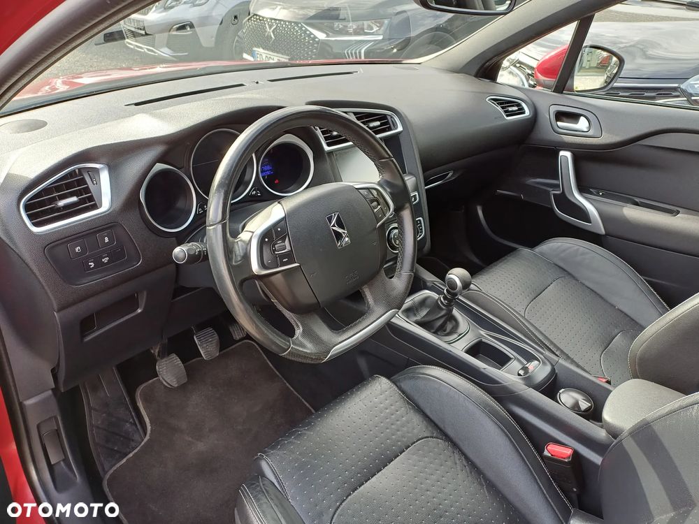 Citroën DS4 1.6 HDi SoChic - 14