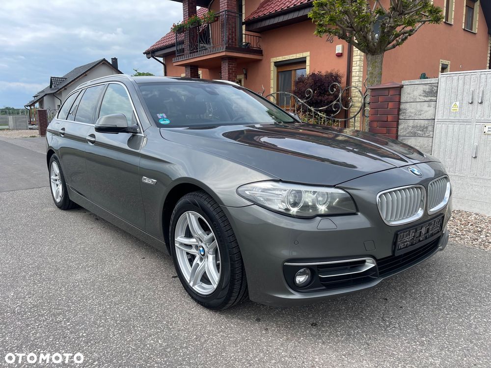 BMW Seria 5 525d Sport-Aut Modern Line - 7