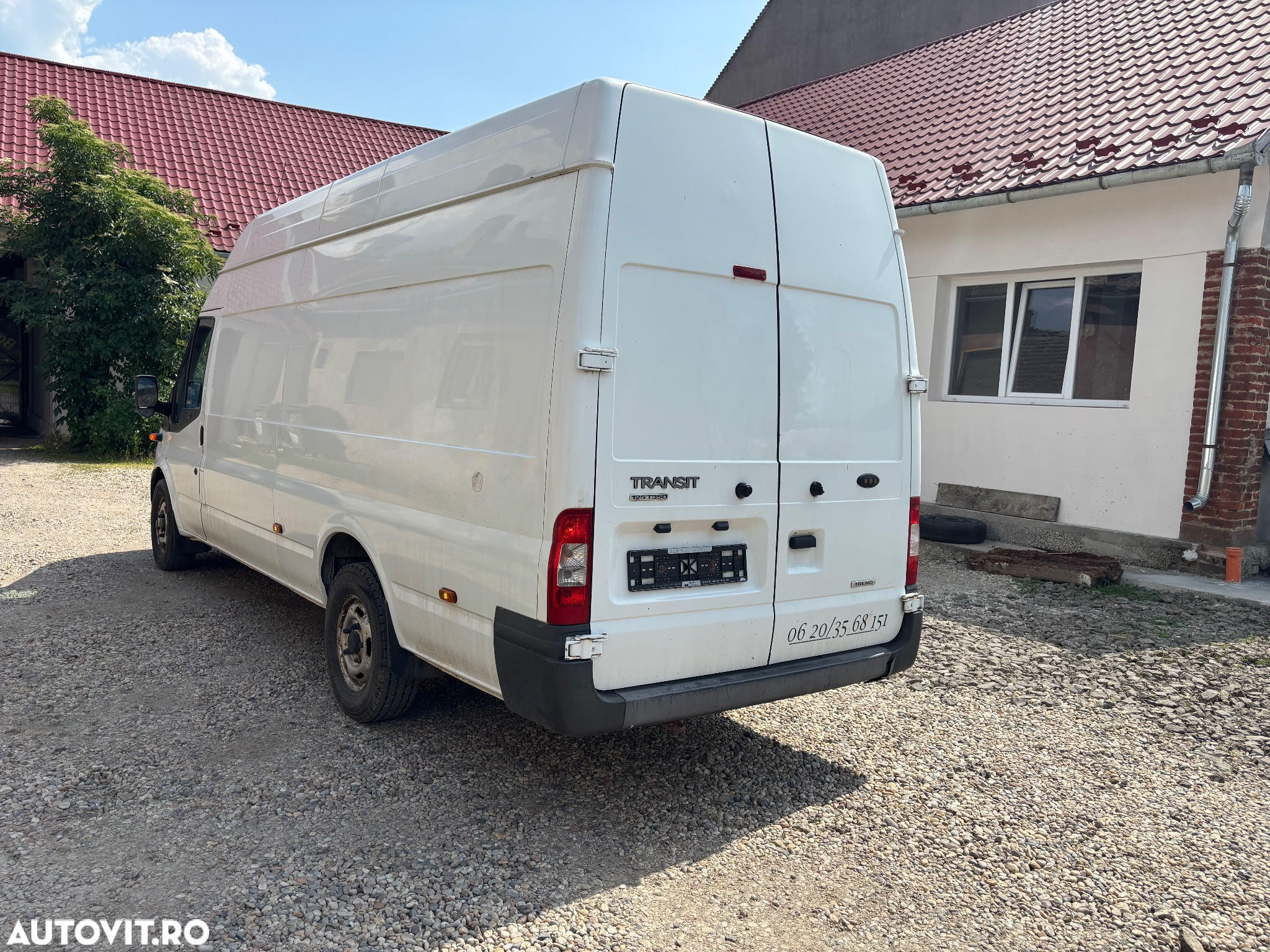 Ford 350 LWB Jumbo - 4