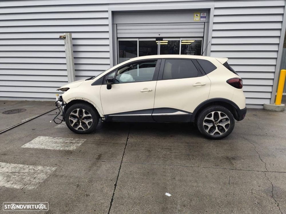 FAROL ESQUERDO RENAULT CAPTUR I - 10