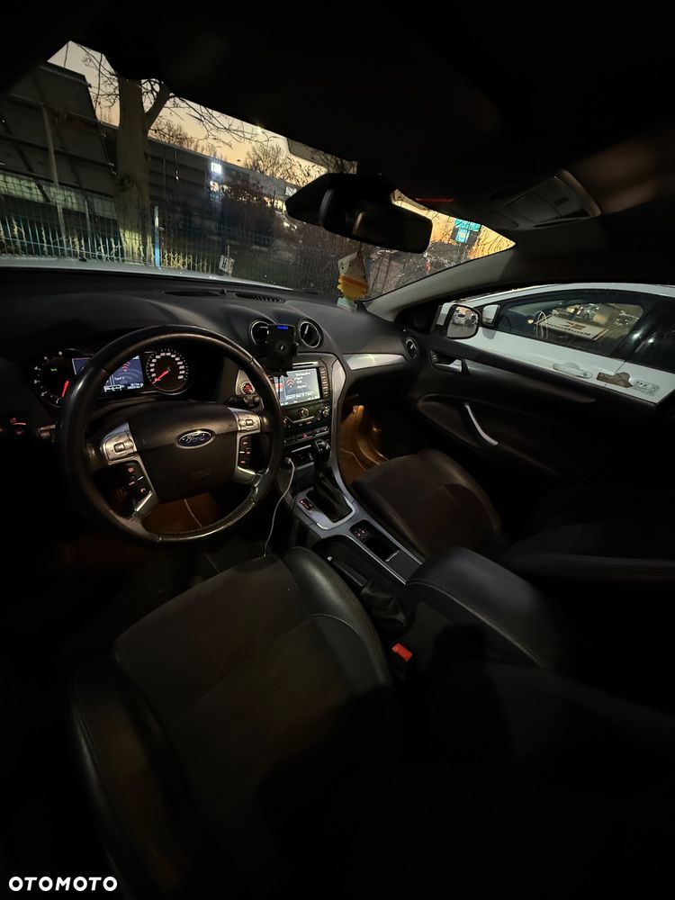 Ford Mondeo - 13