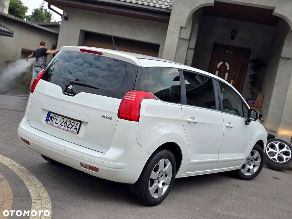 Peugeot 5008 - 6