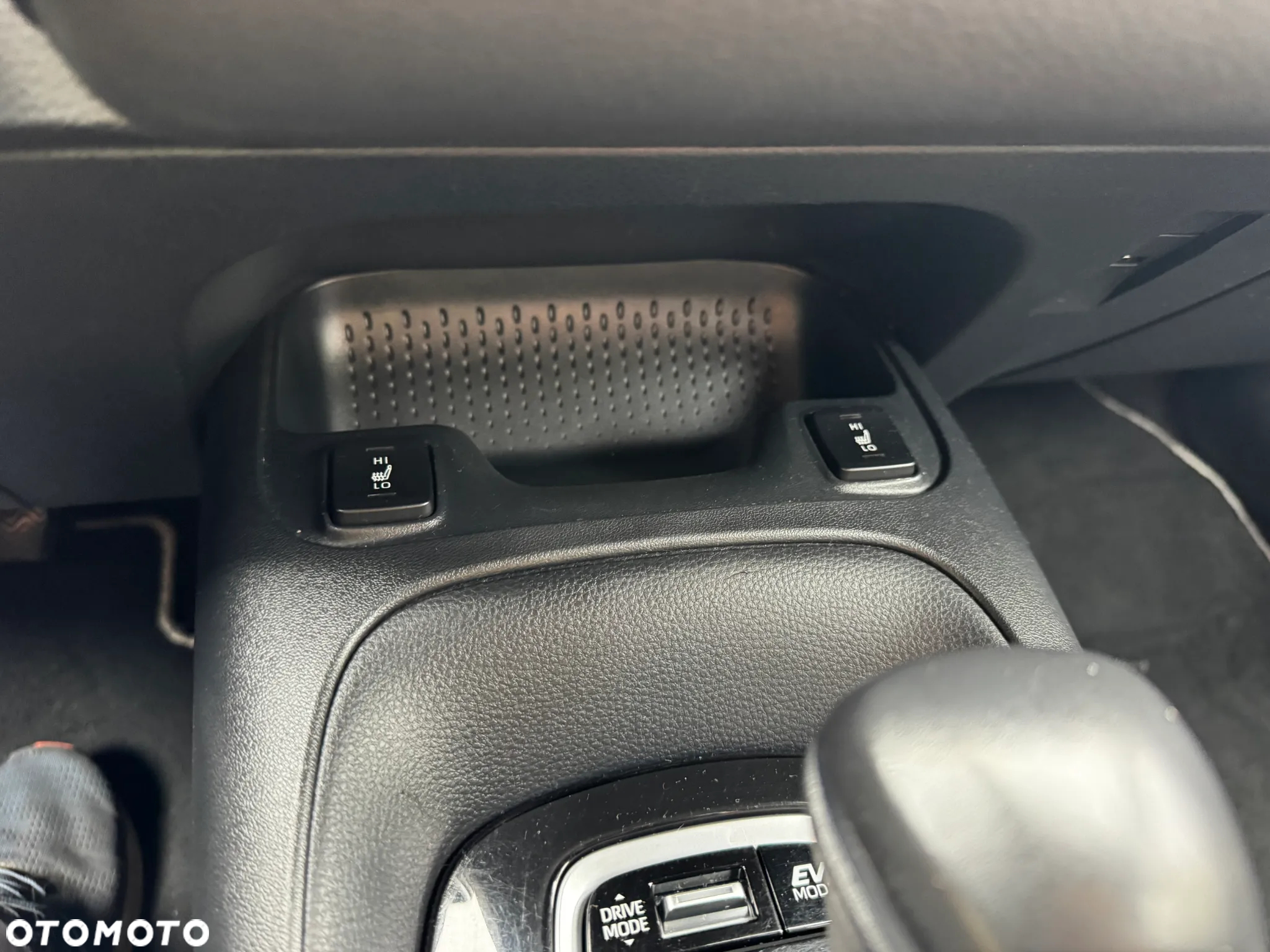 Toyota Corolla 1.8 Hybrid Comfort - 15