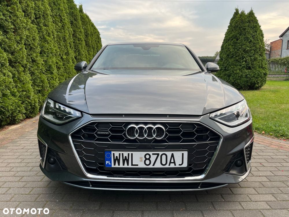 Audi A4 Limousine - 8
