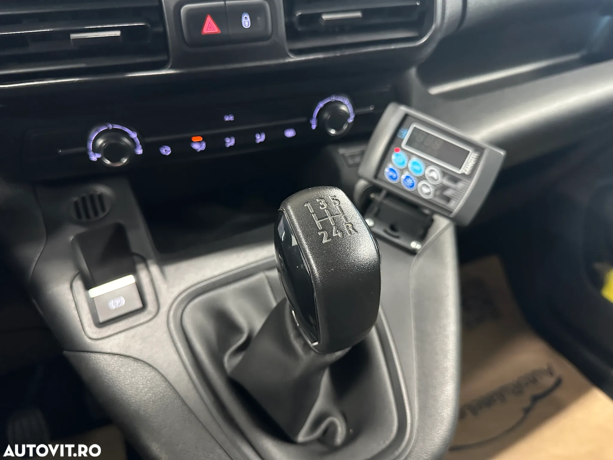 Opel Combo - 18