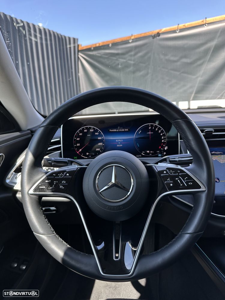 Mercedes-Benz E 300 e - 14