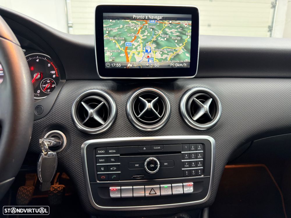 Mercedes-Benz A 180 d Urban - 23