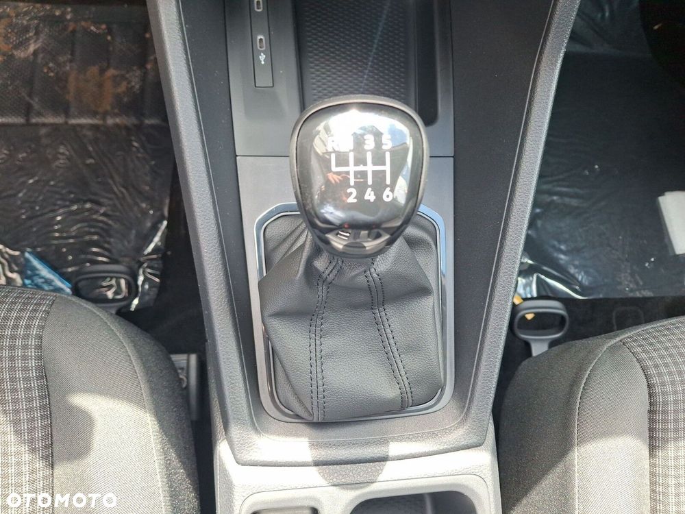 Volkswagen Caddy Cargo - 29