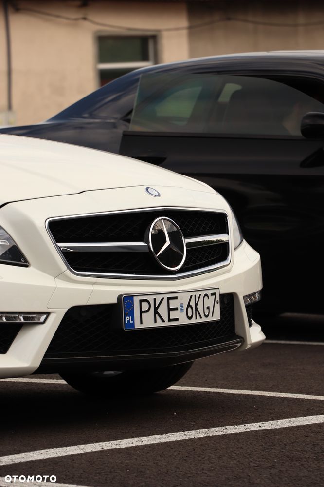 Mercedes-Benz CLS - 25