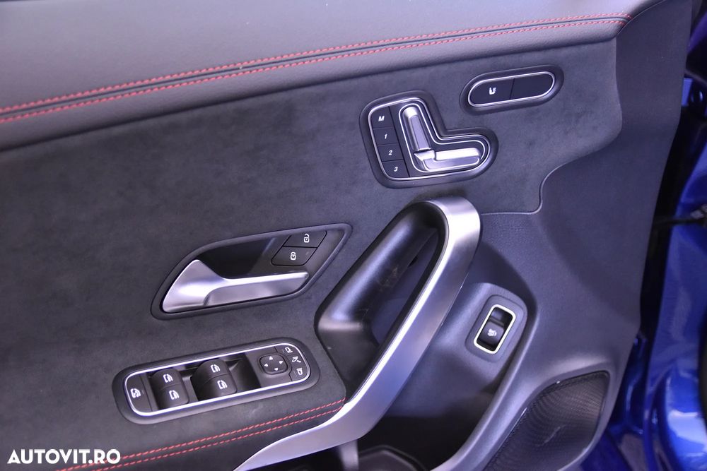 Mercedes-Benz CLA 220 4Matic 7G-DCT AMG Line - 15