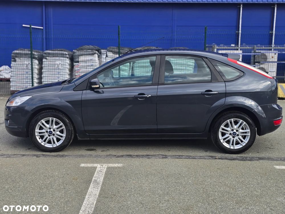 Ford Focus - 8