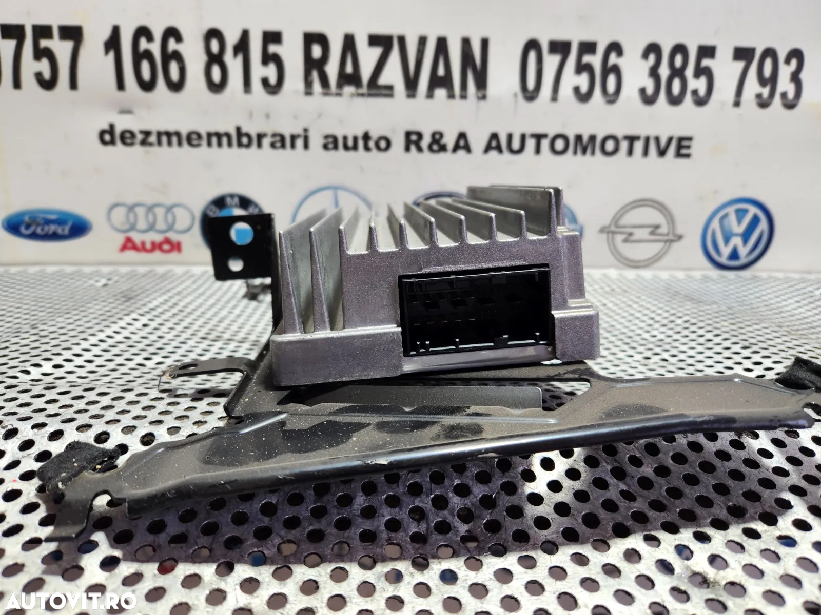 Amplificator Audi HIFI Bmw Cod  F20 F21 F22 F30 F31 F32 F33 F34 F36 F83 F80 Etc. Dezmembrez Bmw Ser - 5