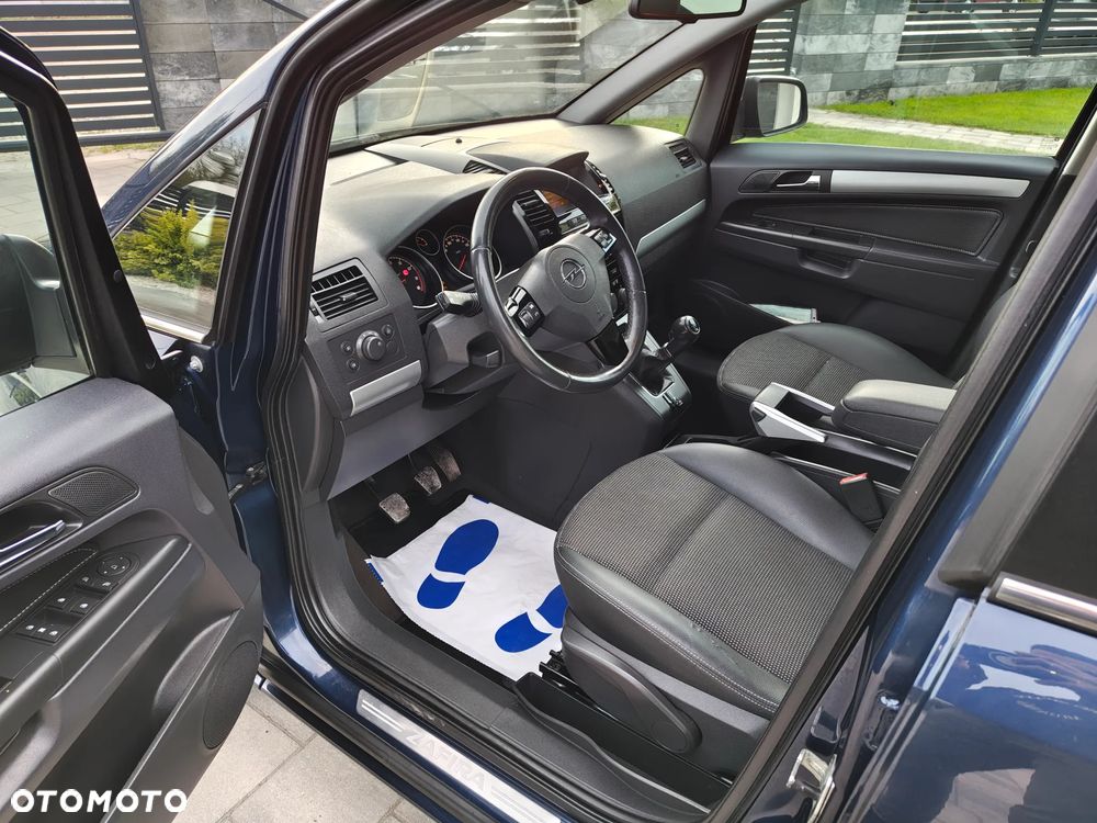 Opel Zafira 1.6 ECOFLEX Family Plus - 9