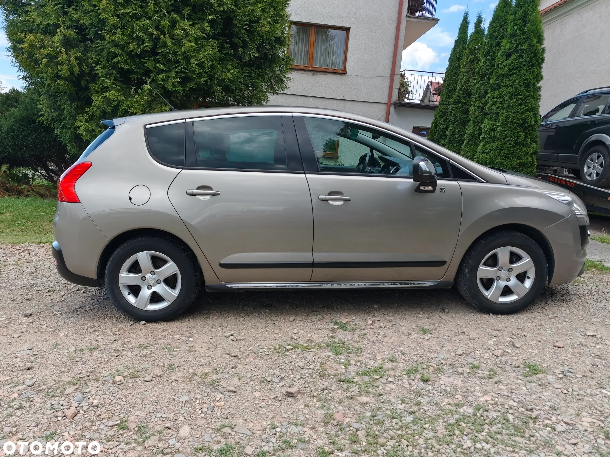 Peugeot 3008 2.0 HYbrid4 - 4