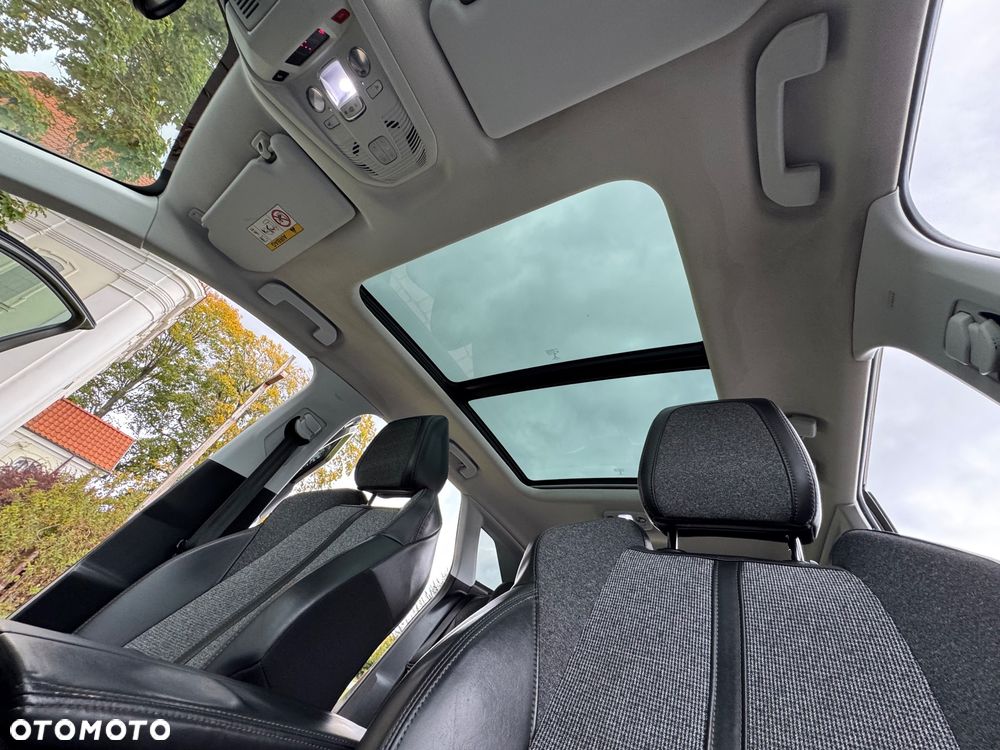 Peugeot 3008 - 17