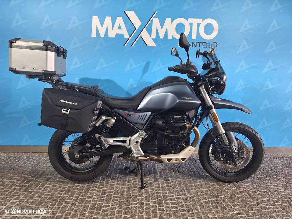Moto Guzzi V85 TT - 1