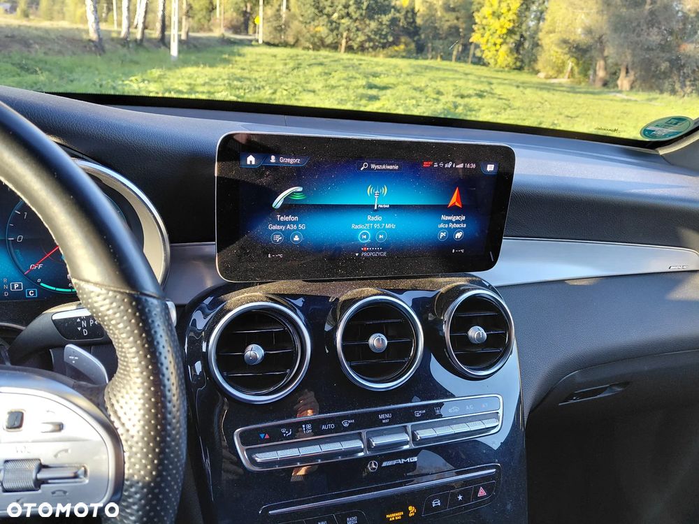 Mercedes-Benz GLC - 6